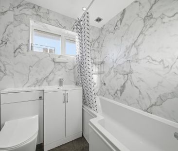 3 bedroom semi-detached house to rent - Photo 6