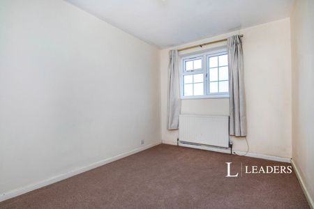 3 bedroom house to rent Hawkwood Crescent, Worcester, Worcestershire, WR2 - Photo 3