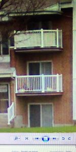 4 1/2 Cité de la Santé niveau terrasse - Photo 3