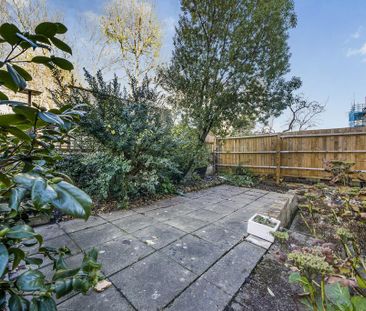 3 bedroom flat to rent - Photo 3