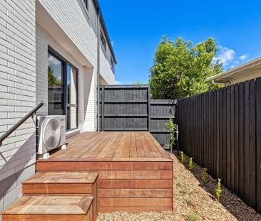 33 Russell Street, Linwood - Photo 1