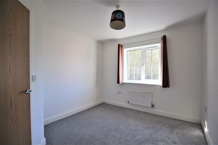 1 bed flat to rent in - Photo 5