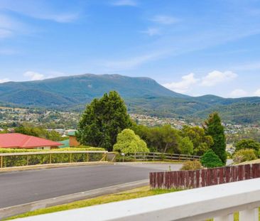 4 Bedroom family home with Views. - Photo 6