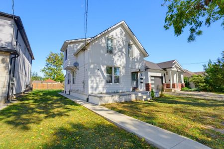 For Lease - 11 Charles Street Unit# #1, Brantford, Ontario - Photo 5