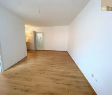 Schöne Wohnung mit einer Südwest-Loggia und Lift! - Foto 1