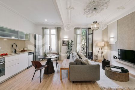 Barcelona Capital, Catalonia 08011 - Foto 4