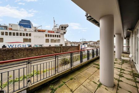 1 bedroom flat to rent - Photo 3