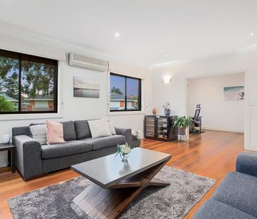 Spacious Family Home in Prime Keilor East Location - Photo 1