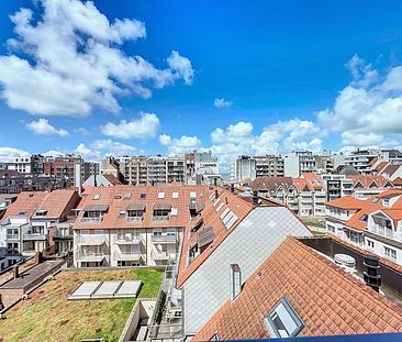 Ruim appartement met zuidgericht terras en een prachtig, uitgestrekt uitzicht. - Foto 3