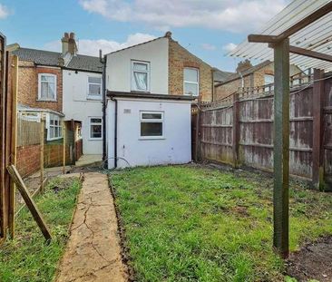 Acme Road Wd, Watford, WD24 - Photo 2