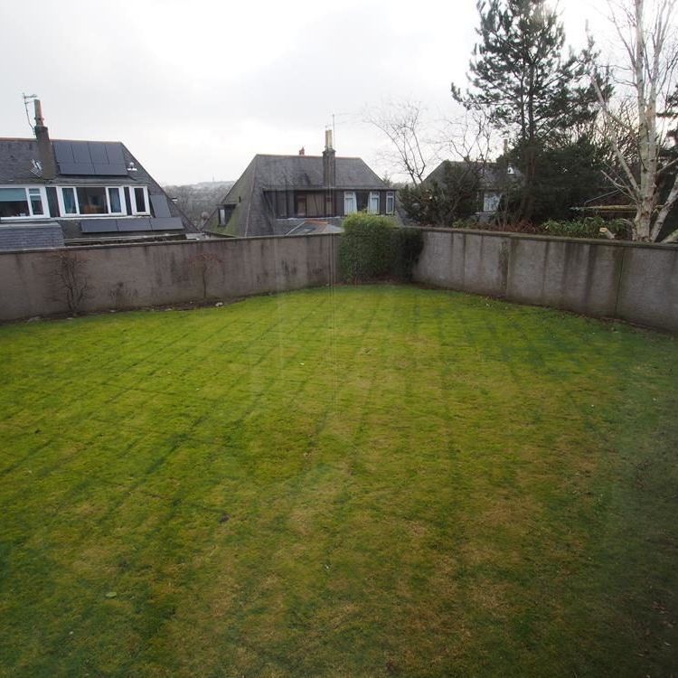 Devanha Gardens East, Aberdeen, AB11 - Photo 1