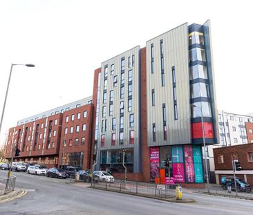 6 bedroom flat to rent - Photo 2