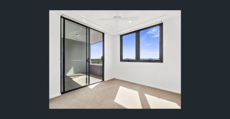 Light, Spacious & Stylish One-Bedroom Unit in Prime Location - Photo 2