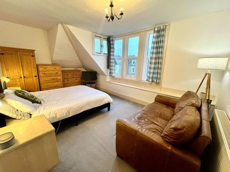 Room in a Shared Flat, Blenheim Road, BS6 - Photo 2