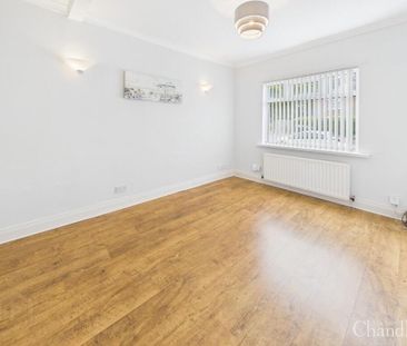 40 Dunraven Park, Belfast, BT5 6BS - Photo 4