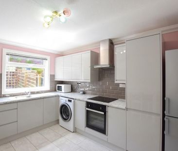Stainton Drive, Gateshead, NE10 - Photo 4