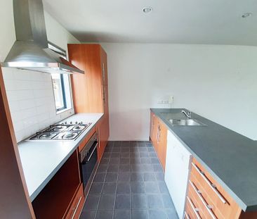 Popular townhouse in a great location - Photo 6