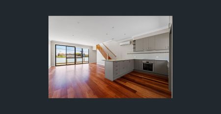 CENTRE ROAD’S STYLISH RETREAT - Photo 2