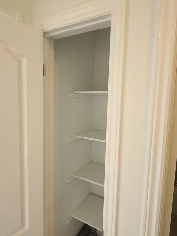 For Lease - 5 Springdale Avenue, Caledon, Ontario - Photo 2