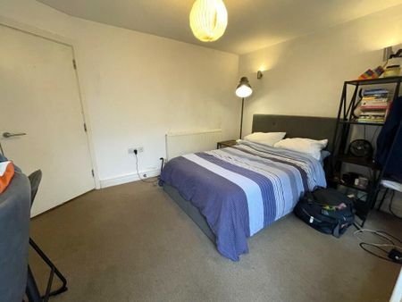 2 bedroom flat to rent - Photo 4