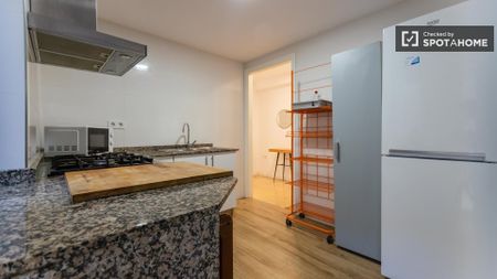 valencia, Valencian Community 46024 - Photo 5