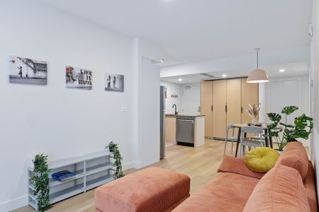 2025 Rue Peel, apt. 402 - Photo 2