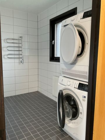 Gustav Nilssons väg, Tomelilla - Photo 2