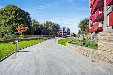 2 bed flat to rent in Mill Wood, Maidstone, ME14 - Photo 5
