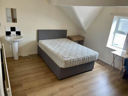 5 bedroom house to rent - Photo 3