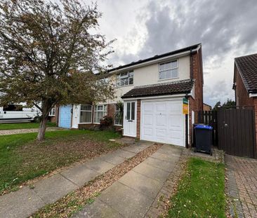 3 bedroom semi-detached house to rent - Photo 4