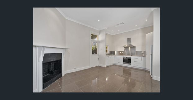 City Fring Living - Photo 1