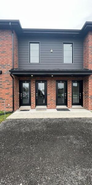 4 1/2 À LOUER (BROMPTON) - Photo 1