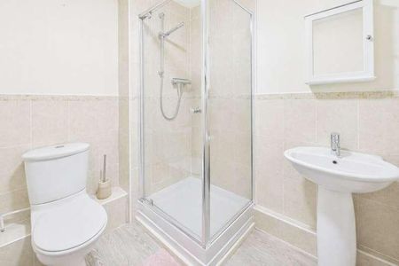 Holywell Drive, Warrington, WA1 - Photo 4