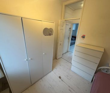 1 Bed Flat, Lewisham Way, SE14 - Photo 6