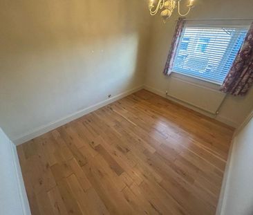 2 bedroom semi-detached house to rent - Photo 5