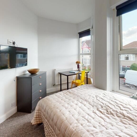 Elmgrove Road, Fishponds - Photo 1