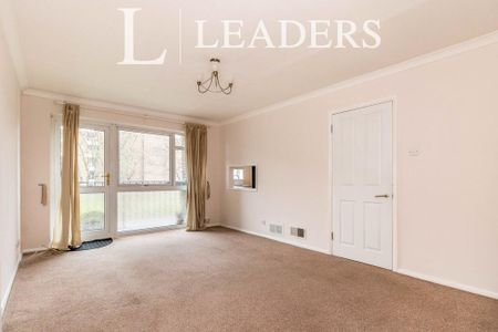 1 bedroom flat to rent - Photo 2