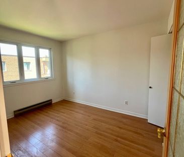 Appartement à louer - Montréal (Rivière-des-Prairies/Pointe-aux-Tre... - Photo 2