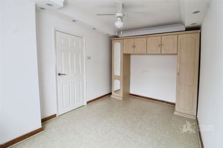 Milton Road, Caterham, Surrey, CR3 5JD - Photo 4