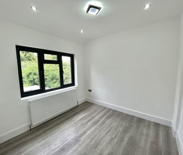 3 bedroom House To Let - Photo 5