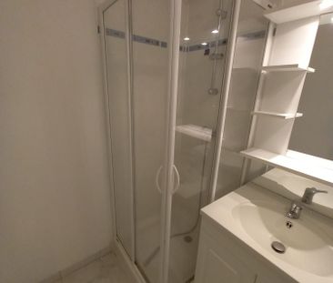 Location Appartement 1 pièce 34m² ST LO 50000 - Photo 4
