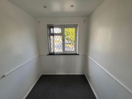 3 bedroom detached house to rent - Photo 5