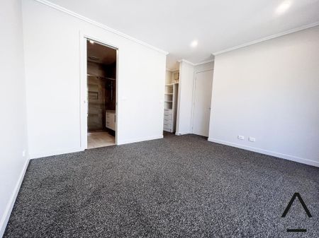 Brand new townhouse in Spotswood*OPEN FOR INSPECTION WEDNESDAY 22ND OF JAN AT 4PM - 4:15PM* - Photo 3