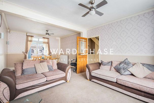 3 bedroom terraced house to rent - Photo 1