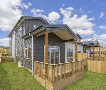 Stunning Beachlands 4BR Family Haven! - Photo 1