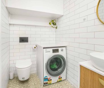 Make it your own Mini-Manor - Photo 4