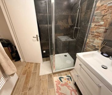 Location Appartement 1 pièce 30m² - Photo 2