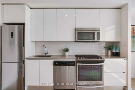One Eleven Condos and Lofts , #408 - Photo 3
