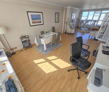 3 bedroom apartment to rent - Photo 3