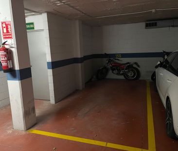 Dúplex de alquiler en Carrer Mare de Déu de la Mercè, Tiana - Photo 3